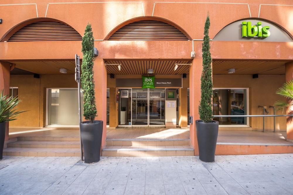 Ibis Styles Nice Centre Port Exterior photo