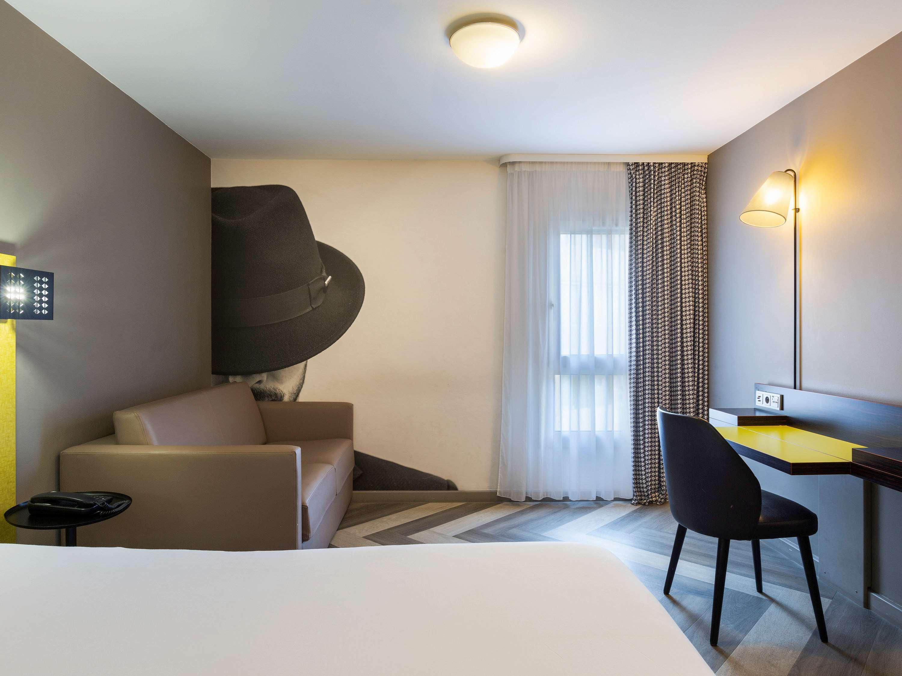 Ibis Styles Nice Centre Port Exterior photo