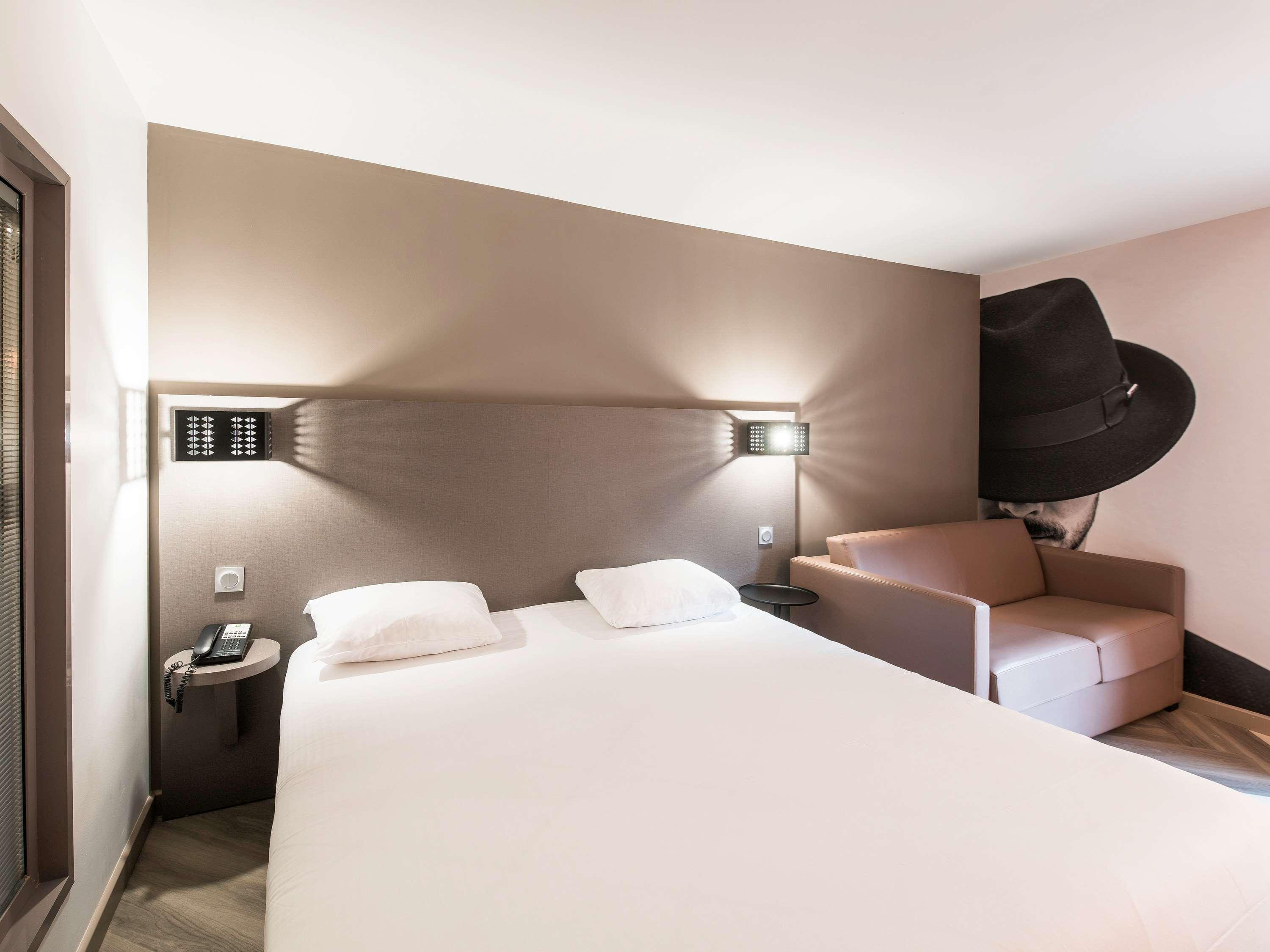 Ibis Styles Nice Centre Port Exterior photo