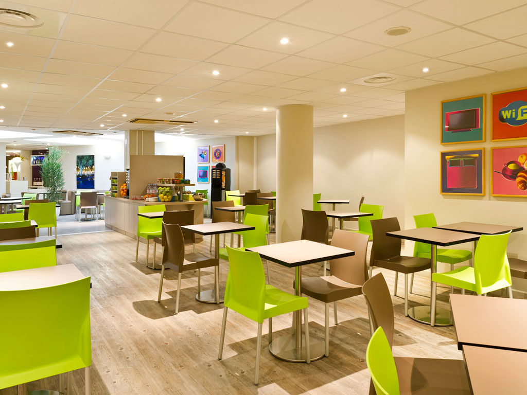 Ibis Styles Nice Centre Port Exterior photo